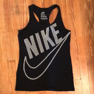 nike tank top